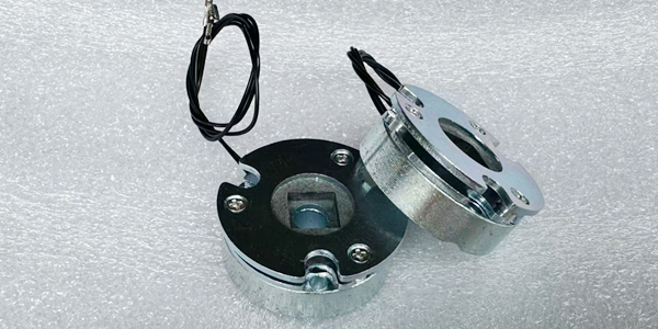 異步電機制動器與傳統制動器有何區別？